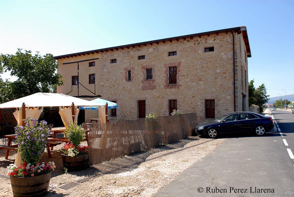 Ventilla Del Tirabeque Hotel Villacomparada de Rueda ภายนอก รูปภาพ